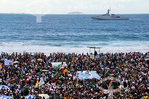  Assunto: Peregrinos durante a Jornada Mundial da Juventude (JMJ) na praia de Copacabana / Local: Copacabana - Rio de Janeiro (RJ) - Brasil / Data: 07/2013 