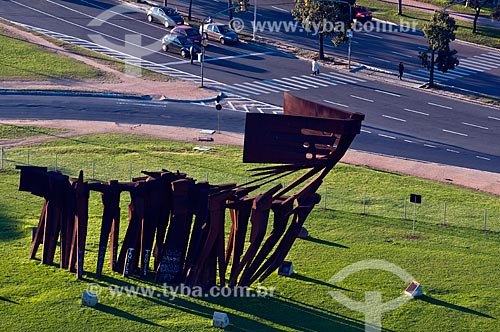  Assunto: Monumento aos Açorianos (1974) / Local: Porto Alegre - Rio Grande do Sul (RS) - Brasil / Data: 07/2013 