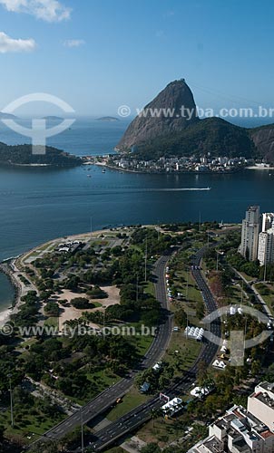  Assunto: Vista aérea do Aterro do Flamengo com o Pão de Açúcar ao fundo / Local: Flamengo - Rio de Janeiro (RJ) - Brasil / Data: 08/2012 