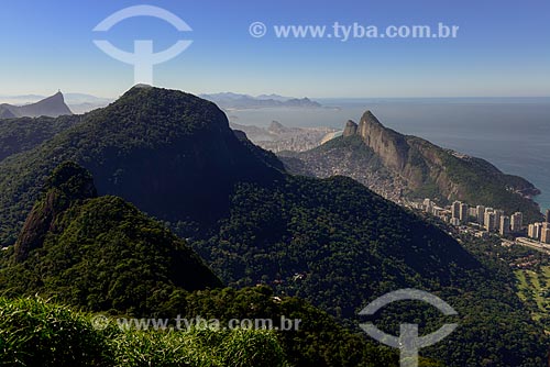  Assunto: Vista do Morros Dois Irmãos a partir da Pedra da Gávea / Local: Barra da Tijuca - Rio de Janeiro (RJ) - Brasil / Data: 07/2013 