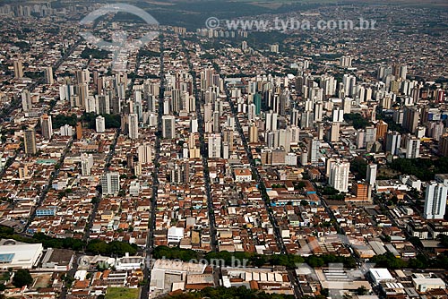  Assunto: Vista aérea do centro da cidade de Ribeirão Preto com a Avenida Doutor Francisco Junqueira / Local: Ribeirão Preto - São Paulo (SP) - Brasil / Data: 05/2013 