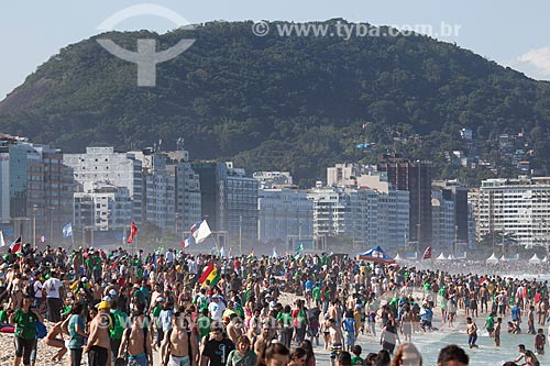  Assunto: Peregrinos na Praia de Copacabana durante a Jornada Mundial da Juventude (JMJ) / Local: Copacabana - Rio de Janeiro (RJ) - Brasil / Data: 07/2013 