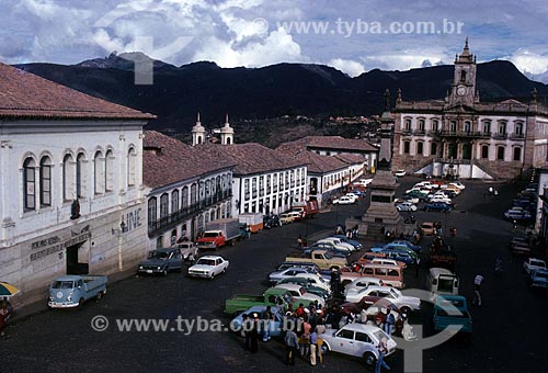  Assunto: Praça Tiradentes com o Museu da Inconfidência ao fundo / Local: Ouro Preto - Minas Gerais (MG) - Brasil / Data: Década de 70 