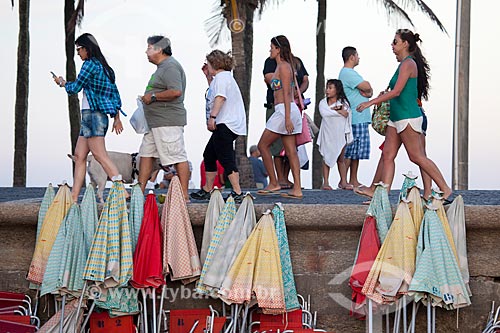  Assunto: Cadeiras e guarda-sóis na Praia do Arpoador / Local: Ipanema - Rio de Janeiro (RJ) - Brasil / Data: 09/2013 