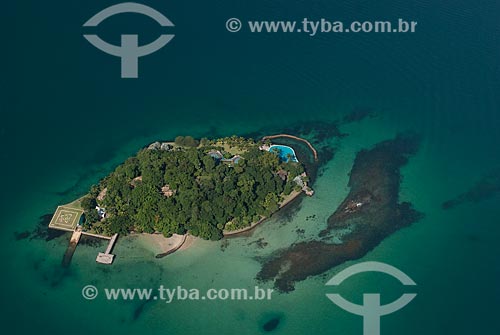  Assunto: Foto aérea da Ilha do Cavaco na Baía de Jacuecanga / Local: Angra dos Reis - Rio de Janeiro (RJ) - Brasil / Data: 04/2011 