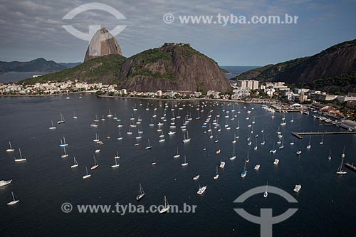  Assunto: Foto aérea da Enseada de Botafogo com o Pão de Açúcar ao fundo / Local: Botafogo - Rio de Janeiro (RJ) - Brasil / Data: 04/2011 