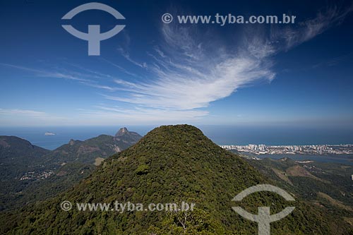  Assunto: Vista do Morro da Cocanha a partir do morro do Bico do Papagaio no Parque Nacional da Tijuca / Local: Tijuca - Rio de Janeiro (RJ) - Brasil / Data: 05/2013 