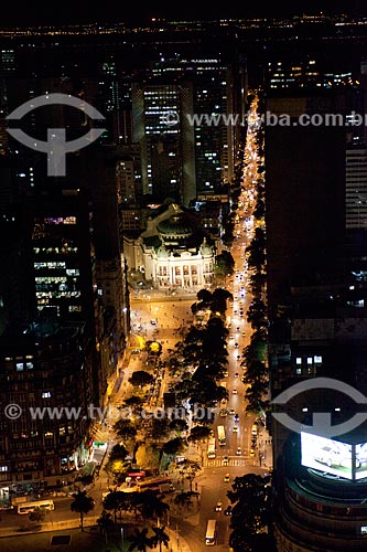  Assunto: Foto aérea do Theatro Municipal do Rio de Janeiro (1909) com a Avenida Rio Branco (1904) / Local: Centro - Rio de Janeiro (RJ) - Brasil / Data: 04/2011 