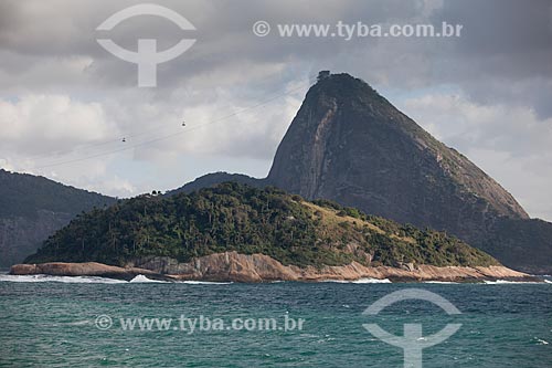  Assunto: Ilha de Cotunduba com o Pão de Açúcar ao fundo / Local: Rio de Janeiro (RJ) - Brasil / Data: 09/2013 