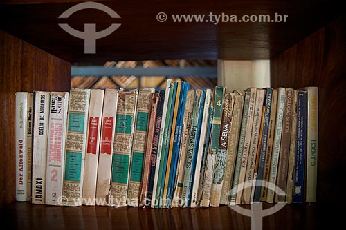  Assunto: Livros que pertenceram à Francisco Alves Mendes Filho - Chico Mendes (1944 - 1988) / Local: Acre (AC) - Brasil / Data: 05/2013 