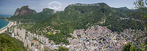  Assunto: Vista de parte da Favela da Rocinha e São Conrado com Pedra da Gávea ao fundo / Local: São Conrado - Rio de Janeiro (RJ) - Brasil / Data: 11/2013 