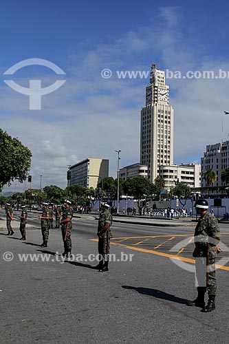  Assunto: Soldados do exército durante o desfile em comemoração ao Sete de Setembro na Avenida Presidente Vargas / Local: Centro - Rio de Janeiro (RJ) - Brasil / Data: 09/2013 