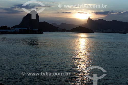  Assunto: Fortaleza de Santa Cruz com cidade do Rio de Janeiro ao fundo / Local: Niterói - Rio de Janeiro (RJ) - Brasil / Data: 09/2012 