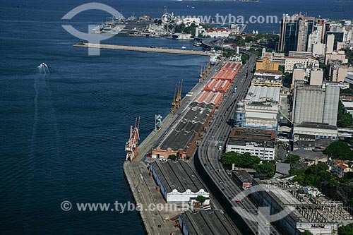  Foto aérea do Elevado da Perimetral com o Píer Mauá ao fundo  - Rio de Janeiro - Rio de Janeiro - Brasil