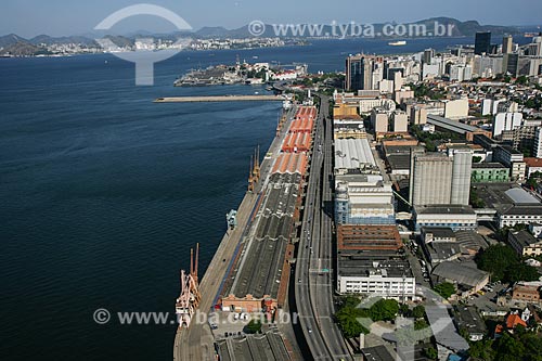  Foto aérea do Elevado da Perimetral com o Píer Mauá ao fundo  - Rio de Janeiro - Rio de Janeiro - Brasil