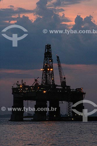  Assunto: Plataforma de petróleo na Baía de Guanabara / Local: Rio de Janeiro (RJ) - Brasil / Data: 11/2013 