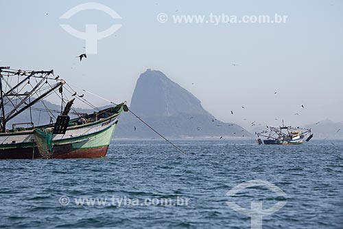  Assunto: Barcos de pesca com o Pão de Açúcar ao fundo / Local: Rio de Janeiro (RJ) - Brasil / Data: 11/2013 