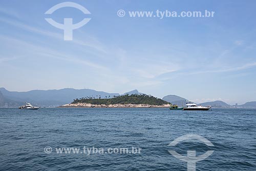  Assunto: Barcos próximo à Ilha Palmas - parte do Monumento Natural das Ilhas Cagarras / Local: Rio de Janeiro (RJ) - Brasil / Data: 11/2013 