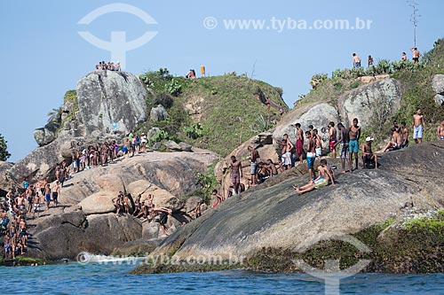  Assunto: Banhistas na Pedra do Arpoador / Local: Ipanema - Rio de Janeiro (RJ) - Brasil / Data: 11/2013 