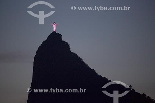  Assunto: Vista do entardecer no Cristo Redentor (1931) / Local: Rio de Janeiro (RJ) - Brasil / Data: 11/2013 