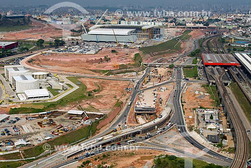  Assunto: Vista aérea das obras viárias de acesso ao estádio Arena Corinthians - Sede da abertura da Copa do Mundo da FIFA 2014  / Local: Itaquera - São Paulo (SP) - Brasil / Data: 10/2013 