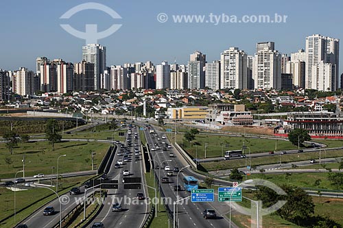  Vista do Anel Viário com bairro Jardim Aquarius ao fundo  - São José dos Campos - São Paulo - Brasil