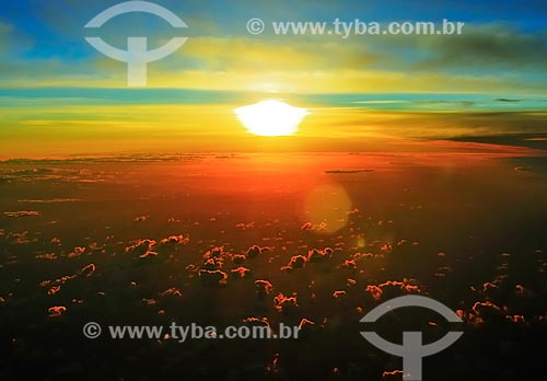  Assunto: Vista aérea do Oceano Atlantico entre o Brasil e África / Local: Brasil - América do Sul / Data: 06/2013 