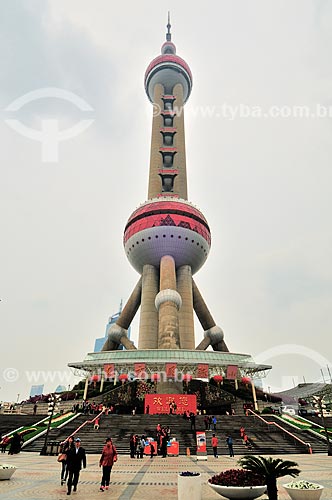  Assunto: Vista da Torre de Televisão Pérola Oriental / Local: Xangai - China - Ásia / Data: 04/2013 