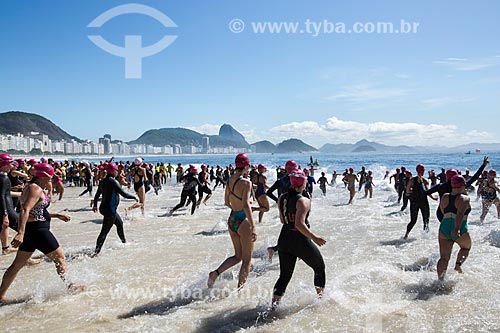  Assunto: Largada da etapa feminina do evento Rei e Rainha do Mar na Praia de Copacabana (Posto 6) / Local: Copacabana - Rio de Janeiro (RJ) - Brasil / Data: 11/2013 