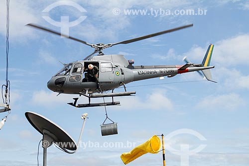  Assunto: Helicóptero durante a expedição Rio Madeira - operação de fiscalização da Marinha do Brasil no Rio Madeira / Local: Porto Velho - Rondônia (RO) - Brasil / Data: 03/2012 