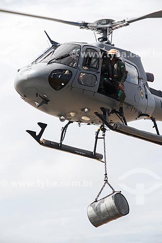  Assunto: Helicóptero durante a expedição Rio Madeira - operação de fiscalização da Marinha do Brasil no Rio Madeira / Local: Porto Velho - Rondônia (RO) - Brasil / Data: 03/2012 