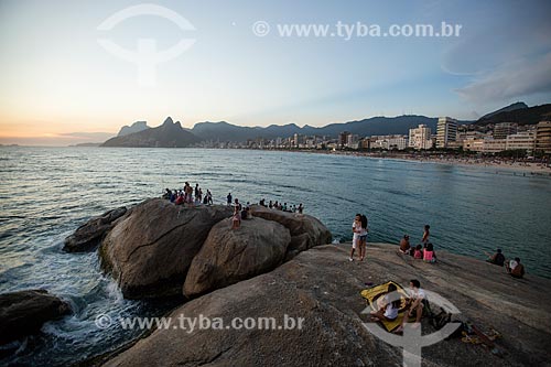  Assunto: Vista do pôr do sol a partir da Pedra do Arpoador / Local: Ipanema - Rio de Janeiro (RJ) - Brasil / Data: 02/2014 