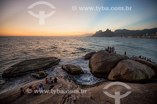  Assunto: Vista do pôr do sol a partir da Pedra do Arpoador / Local: Ipanema - Rio de Janeiro (RJ) - Brasil / Data: 02/2014 