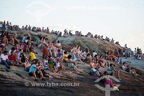  Assunto: Pessoas na Pedra do Arpoador / Local: Ipanema - Rio de Janeiro (RJ) - Brasil / Data: 02/2014 