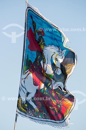  Assunto: Bandeira em homenagem à São Jorge na praia / Local: Rio de Janeiro (RJ) - Brasil / Data: 01/2014 