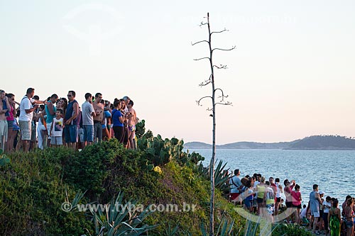  Assunto: Pessoas na Pedra do Arpoador / Local: Ipanema - Rio de Janeiro (RJ) - Brasil / Data: 01/2014 