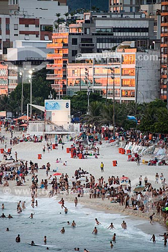  Assunto: Praia de Ipanema com prédios ao fundo / Local: Ipanema - Rio de Janeiro (RJ) - Brasil / Data: 01/2014 