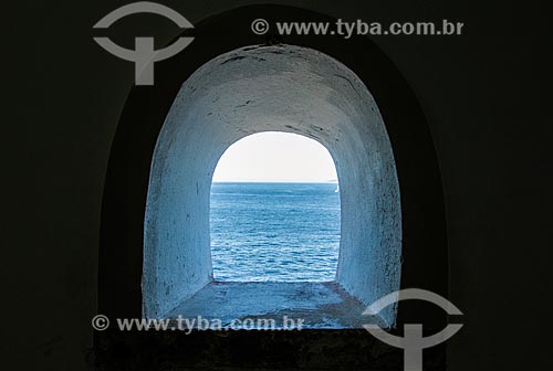  Assunto: Vista do mar a partir do Fortaleza de Santa Cruz (1612) / Local: Niterói - Rio de Janeiro (RJ) - Brasil / Data: 08/2012 