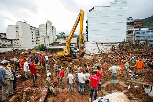  Deslizamento de terra causado pelas fortes chuvas  - Nova Friburgo - Rio de Janeiro - Brasil