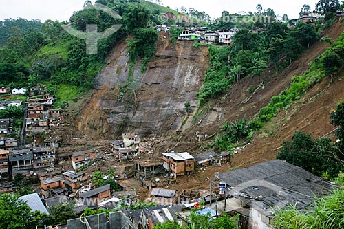  Deslizamento de terra causado pelas fortes chuvas  - Nova Friburgo - Rio de Janeiro - Brasil