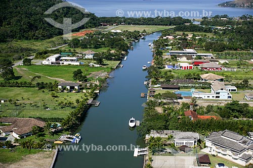  Canal no Condomínio Residencial Portogalo  - Angra dos Reis - Rio de Janeiro - Brasil