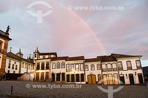  Assunto: Vista de casarões coloniais próximo da Praça Tiradentes / Local: Ouro Preto - Minas Gerais (MG) - Brasil / Data: 06/2012 
