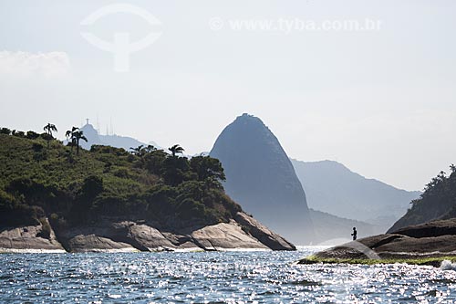  Assunto: Ilha do Veado com Pão de Açúcar ao fundo visto a partir de Niterói / Local: Rio de Janeiro (RJ) - Brasil / Data: 03/2014 