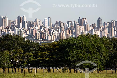  Assunto: Região central de Goiânia vista da campus da Universidade Federal de Goiás / Local: Goiânia - Goiás (GO) - Brasil / Data: 05/2014 