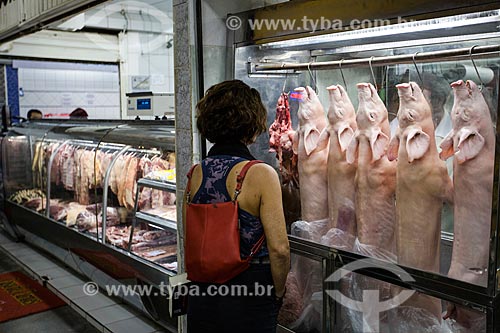  Assunto: Porcos em exposição em açougue do Mercado Municipal de Goiânia / Local: Goiânia - Goiás (GO) - Brasil / Data: 05/2014 