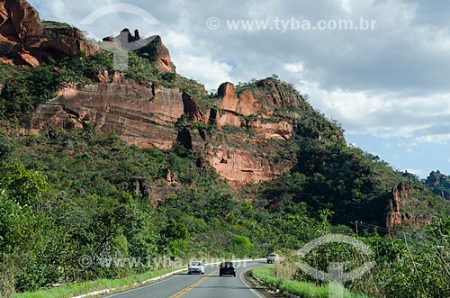 Assunto: Paisagem de formação rochosa na Chapada dos Guimarães / Local: Chapada dos Guimarães - Mato Grosso (MT) - Brasil / Data: 07/2013 