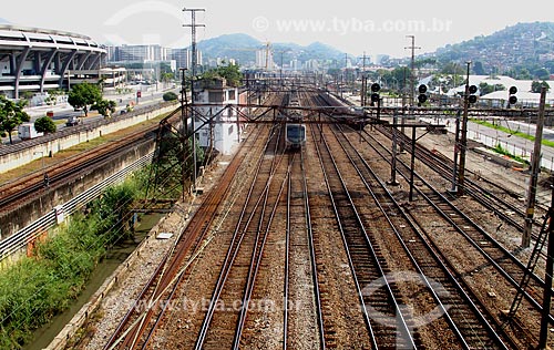  Assunto: Trem na estrada de ferro do ramal Central do Brasil / Local: Maracanã - Rio de Janeiro (RJ) - Brasil / Data: 05/2014 