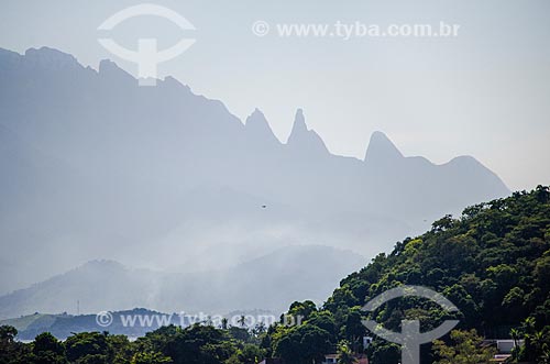  Assunto: Vista do pico Dedo de Deus a partir da Ilha de Paquetá / Local: Paquetá - Rio de Janeiro (RJ) - Brasil / Data: 05/2014 