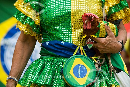  Detalhe do Galo Fred no Alzirão (Rua Alzira Brandão) durante o jogo entre Camarões x Brasil pela Copa do Mundo no Brasil  - Rio de Janeiro - Rio de Janeiro - Brasil