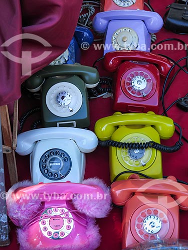  Assunto: Telefones à venda no Brique da Redenção / Local: Porto Alegre - Rio Grande do Sul (RS) - Brasil / Data: 04/2014 